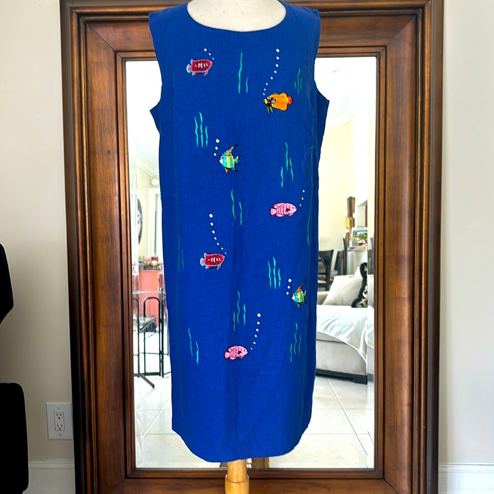 Vintage Women's Linen Blend Shift Embroidered Dress. size: LARGE